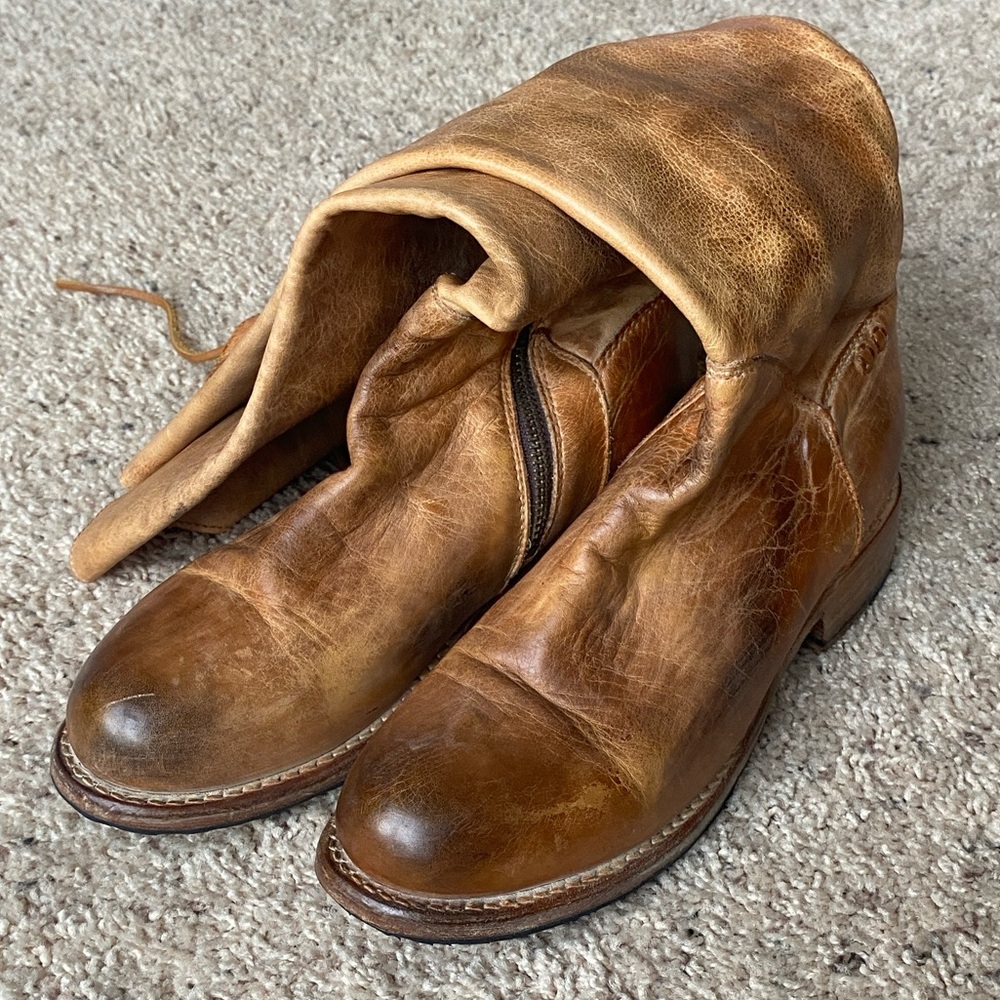 Bed|Stu Manchester Tall Leather Boots Rustic White BFS Size 7.5